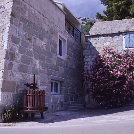 Old Stone House Klaric Brela