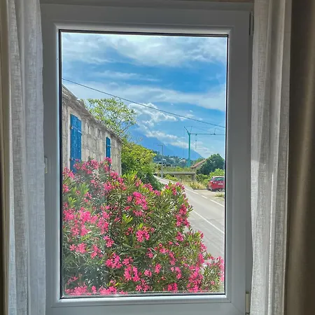 Apartment Old Stone House Klaric
